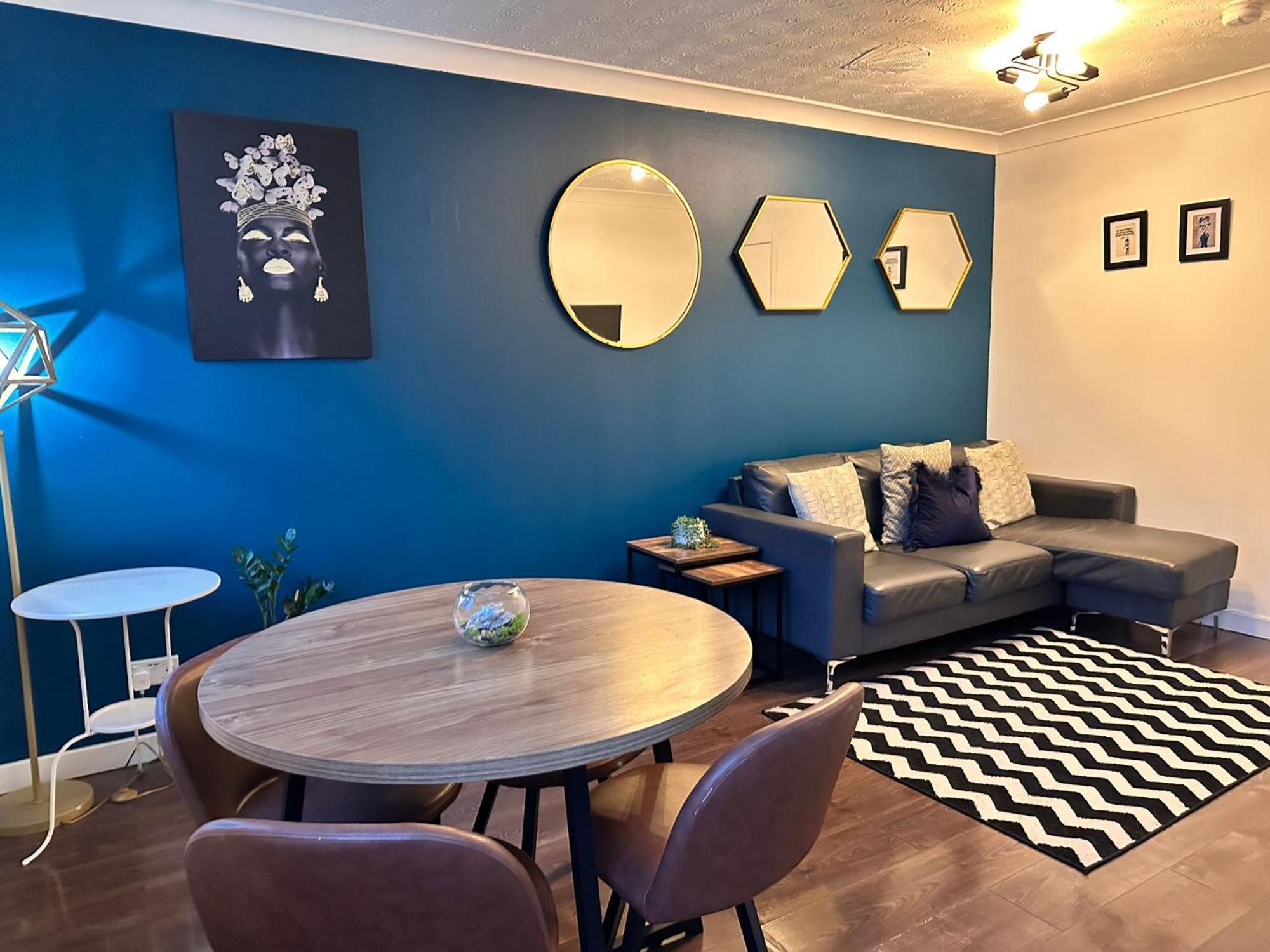 Brightcentral Apartment With Parking Glasgow Buitenkant foto